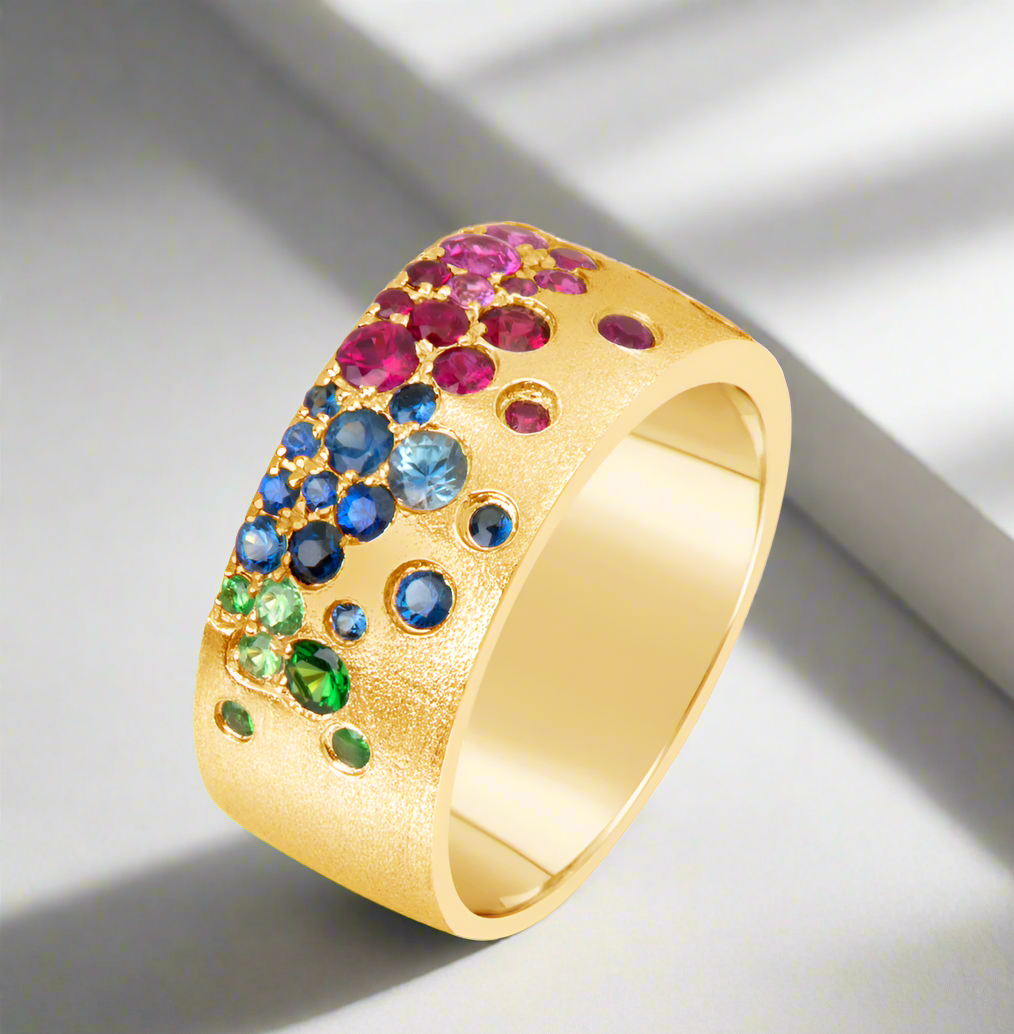Rainbow Confetti Ring in Gold