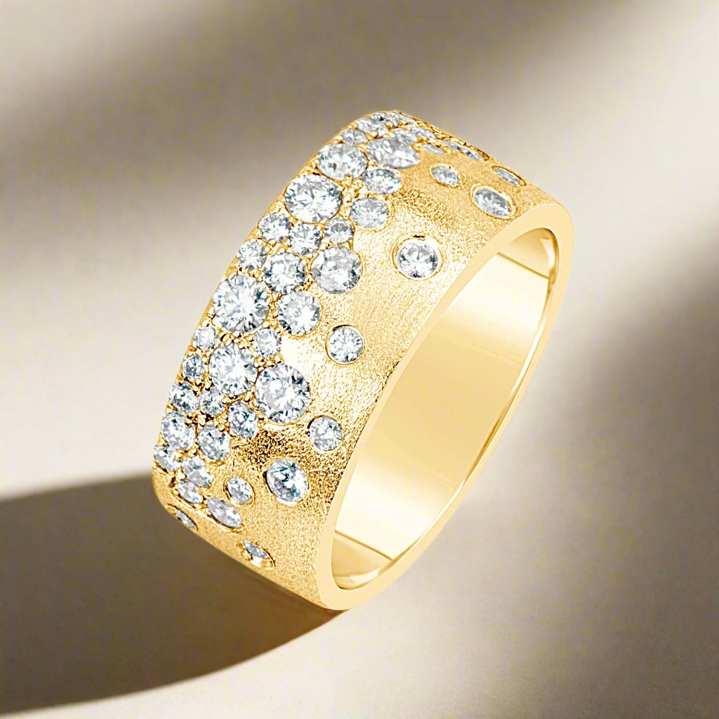 Yellow gold Diamond Confetti Ring