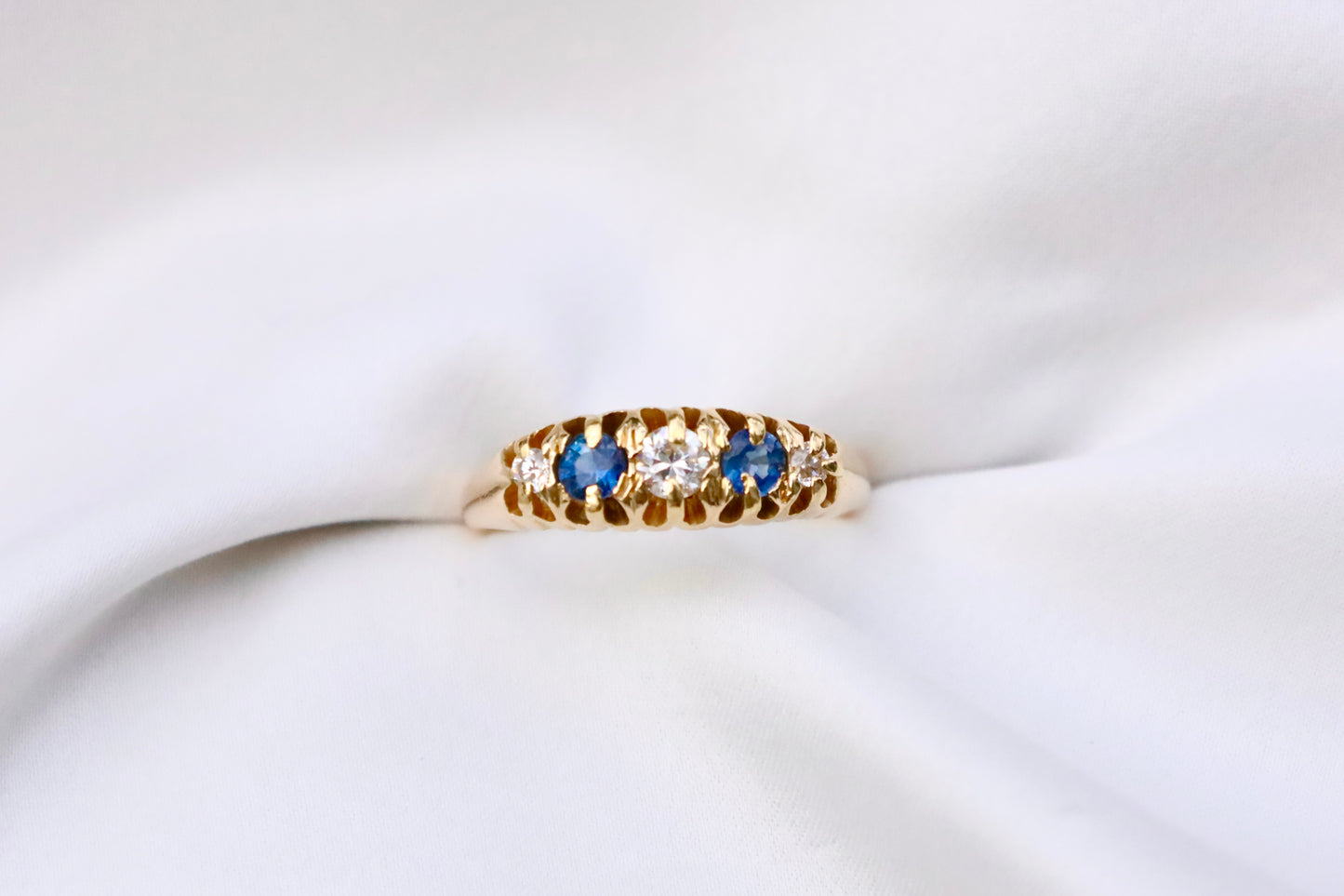 Antique 5 Stone Sapphire Ring 18K Gold - 1919