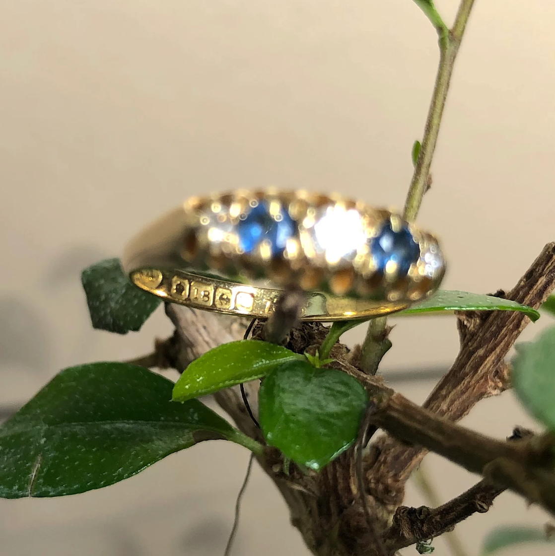 Antique 5 Stone Sapphire Ring 18K Gold - 1919