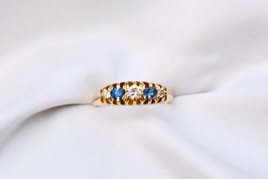Antique 5 Stone Sapphire Ring 18K Gold - 1919